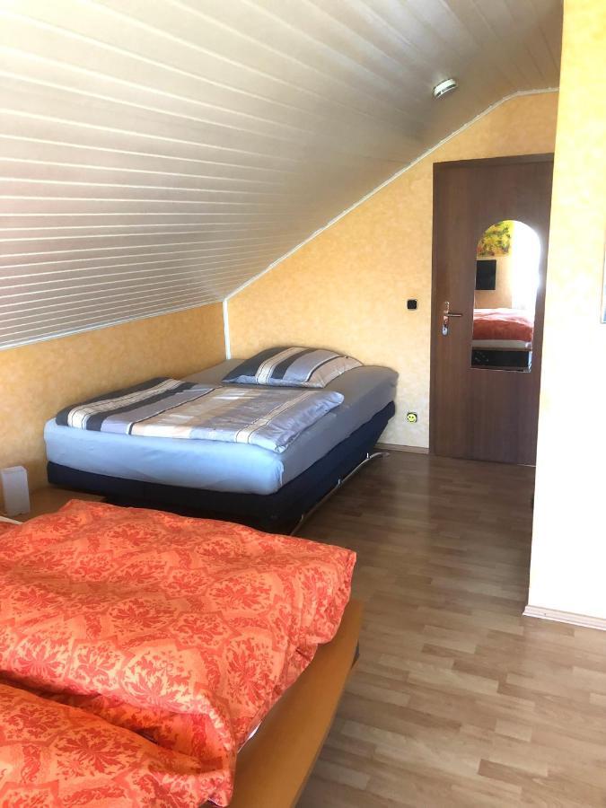 Super Xxl Ferienwohnung 73 Qm, Mit Balkon Cadolzburg Extérieur photo